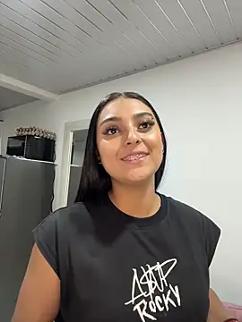 nicolexxaleja online show from March 12, 1:30 am