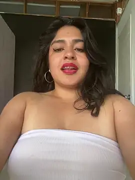 EmilyNoir1 online show from March 17, 9:52 pm