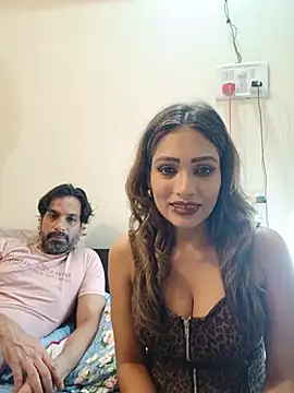 zoyarathore online show from July 25, 6:37 pm
