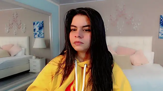 maddissonivanova online show from March 26, 7:48 pm