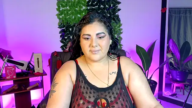 AndreaKinky online show from June 2, 8:04 am
