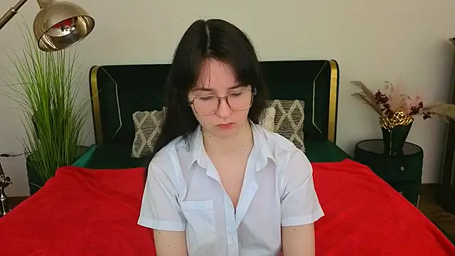 BerryDiva online show from April 14, 8:09 pm