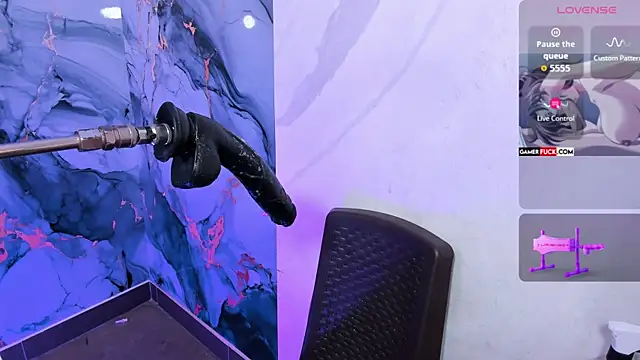 Emily Evo online show from April 11, 11:58 am