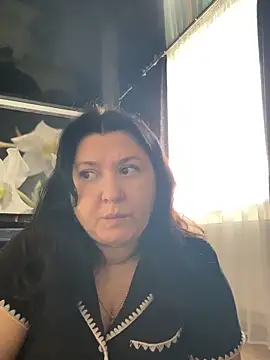 Liza Will online show from April 4, 9:52 am