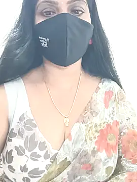 shivani27 online show from May 4, 7:06 pm