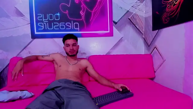 rhabena boysex online show from March 6, 1:44 am