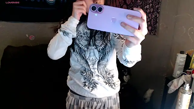 London Ray online show from April 5, 1:26 am