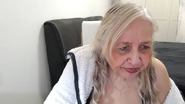 SusiLifeXXX online show from March 30, 8:52 pm