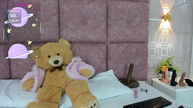 AmyStar1 online show from April 5, 8:08 pm