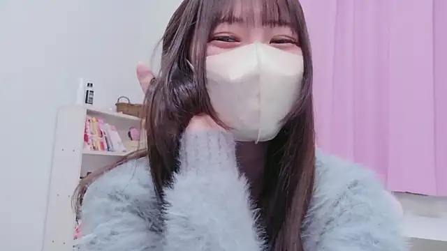 MOEMOE-Q online show from March 19, 6:01 pm