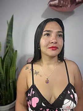 meli  brown online show from June 1, 9:55 am
