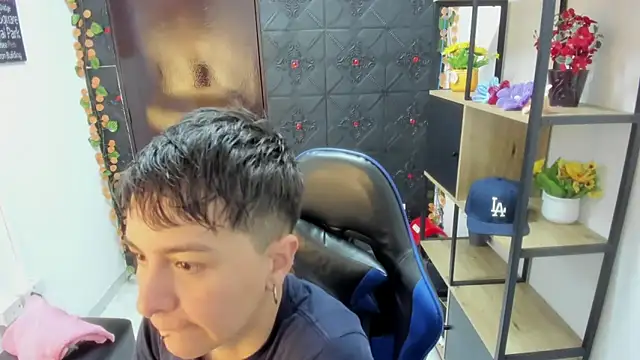  Hannah Hot online show from April 14, 2:22 am