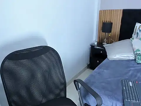 Pauline Fox online show from March 22, 8:20 am