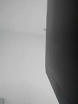 Valenn fernandez online show from April 1, 2:14 pm