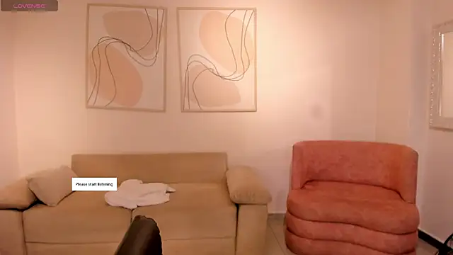 MilaLawrence online show from May 21, 11:52 am