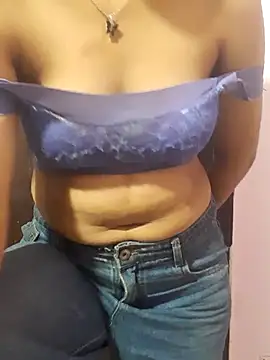 Siya5690 online show from April 4, 7:02 pm