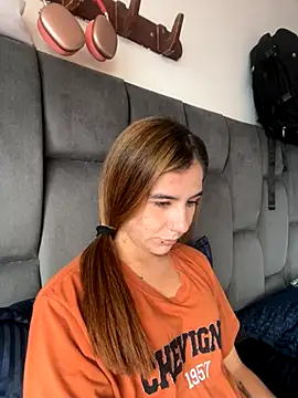 AllieYourGirl online show from November 15, 4:52 pm