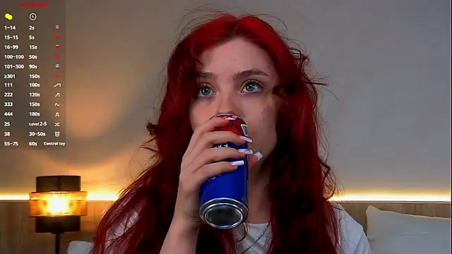 Nora  Ray online show from March 28, 7:13 pm