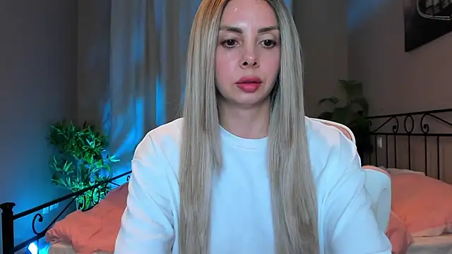 VelvetEliza online show from April 15, 9:04 pm