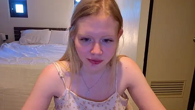 Wendy 228 online show from June 24, 3:27 am