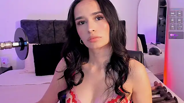 Taylormaxwell online show from May 8, 7:59 pm