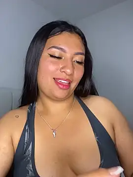 Issa Santana online show from March 13, 8:32 pm