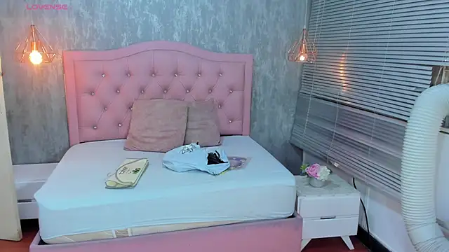 lissa jhonsoon online show from March 26, 3:41 am