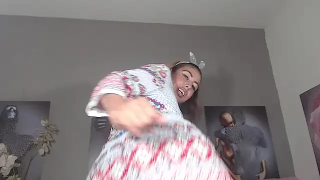 AntonellaBlanc online show from April 14, 3:39 am