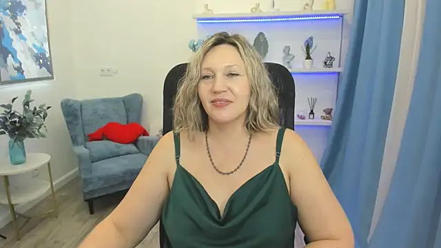 NinaStarle online show from March 28, 11:43 am