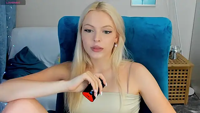 KatherineePierce online show from August 5, 5:41 pm