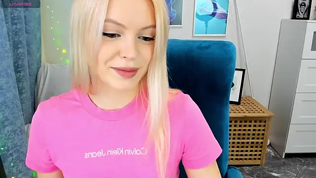 KatherineePierce online show from June 4, 6:34 pm