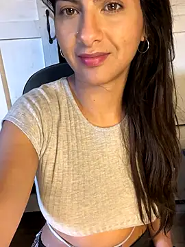 chicachocolate01 online show from November 3, 6:23 pm