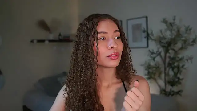 isabella-garcia- online show from March 26, 7:26 pm