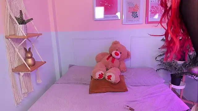 Camila Rivers online show from March 4, 4:30 am