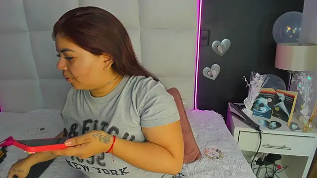 Gigi duran online show from May 6, 1:15 pm