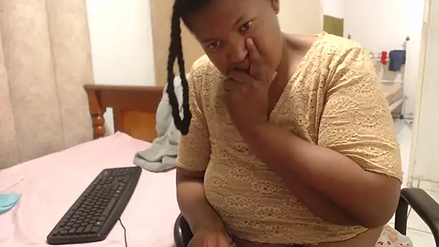 Sexybusty01 online show from March 20, 7:57 am