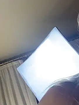 RosieBlossom online show from October 18, 8:10 pm