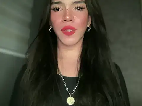 Misselliefayexxx online show from March 28, 7:46 pm