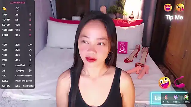 sexystela online show from March 24, 6:24 pm