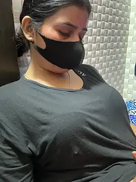 Hot Jaanvi  online show from April 2, 3:31 pm