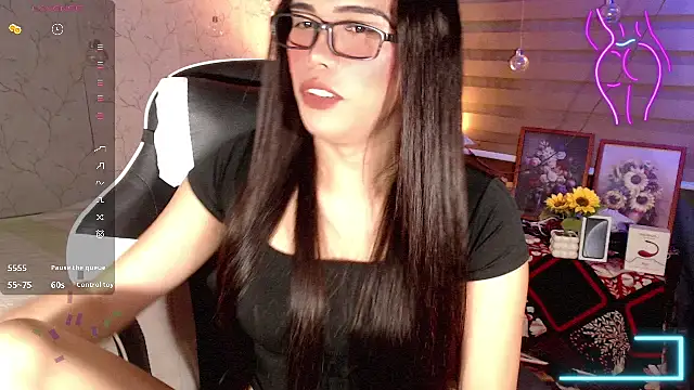 TssluttyNikka online show from February 23, 3:55 pm