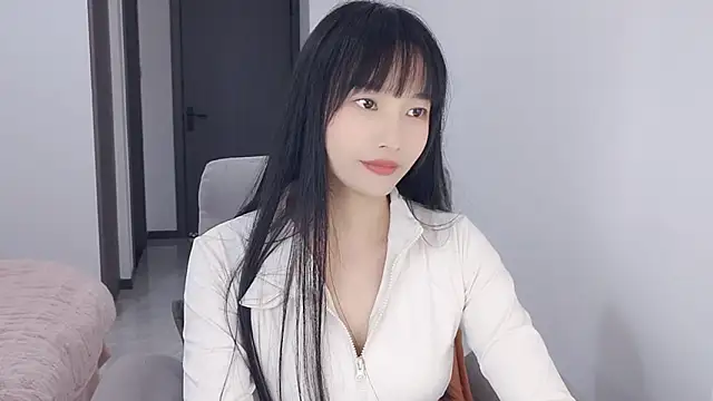 Lisa-3333 online show from December 18, 1:27 pm