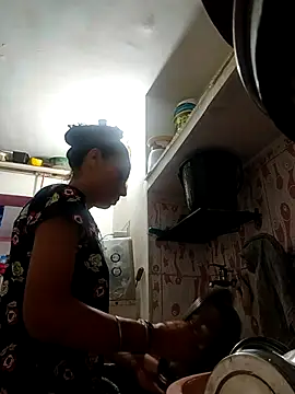 ISHANI-SINGH online show from August 7, 2:29 am