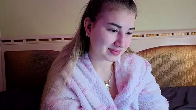 sugarskitty online show from February 25, 12:04 pm