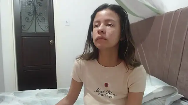 nathaly jones  online show from March 24, 12:21 pm