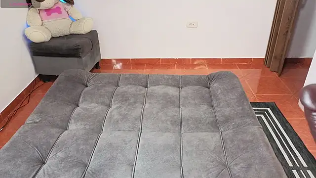 Sweet Khriis online show from May 28, 5:16 am
