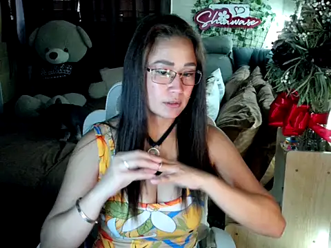 Shiawase1125 online show from March 18, 2:16 am