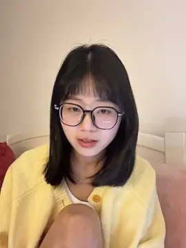 Ella-A9 online show from February 4, 4:21 pm