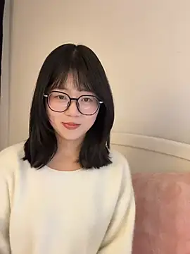 Ella-A9 online show from February 7, 4:44 pm