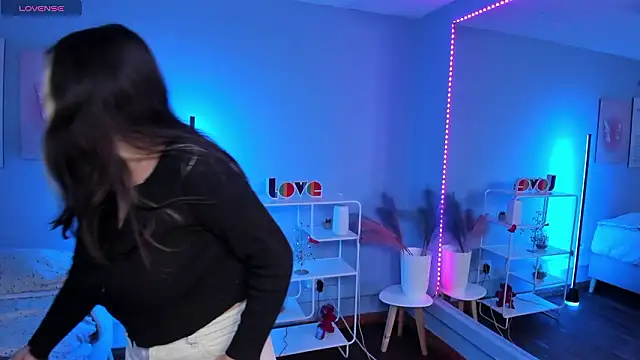 Bella  Lane online show from March 11, 3:44 am